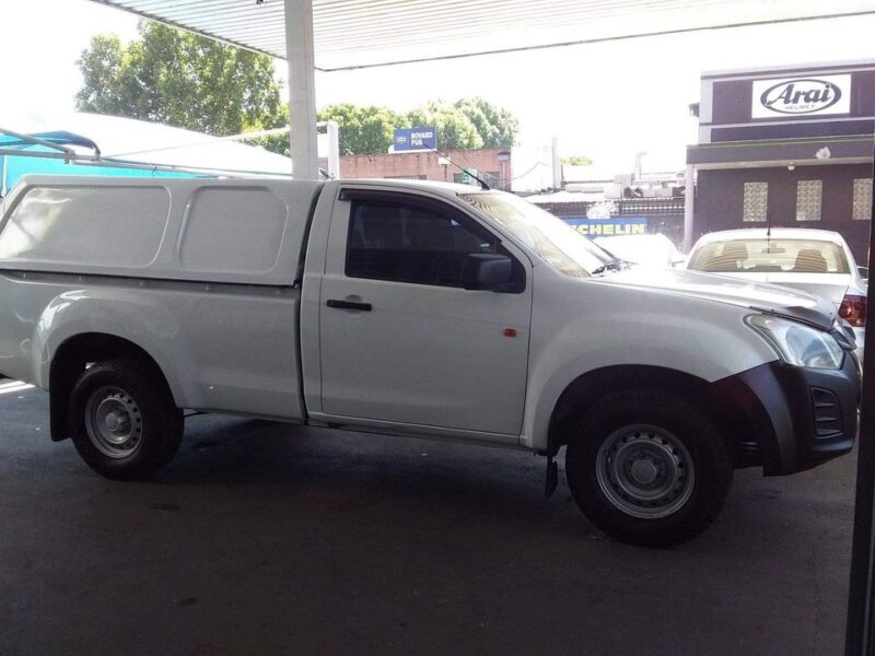 2019 Isuzu kb250 canopy single cab
