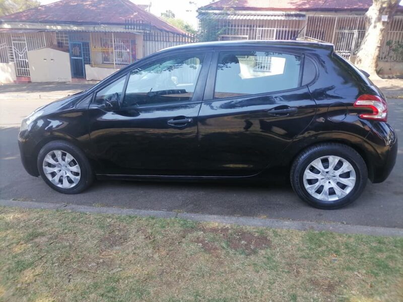 2016 Peugeot 208 1.2T