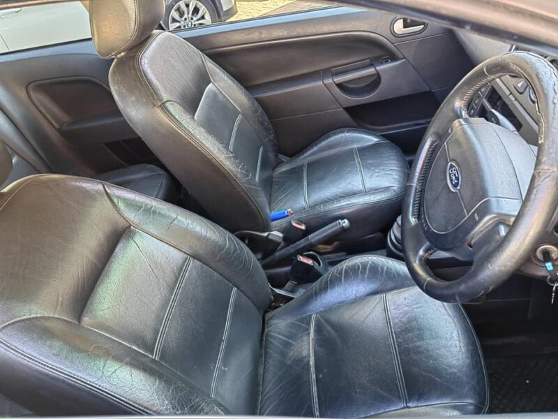 2005 FORD FIESTA 1.6i
